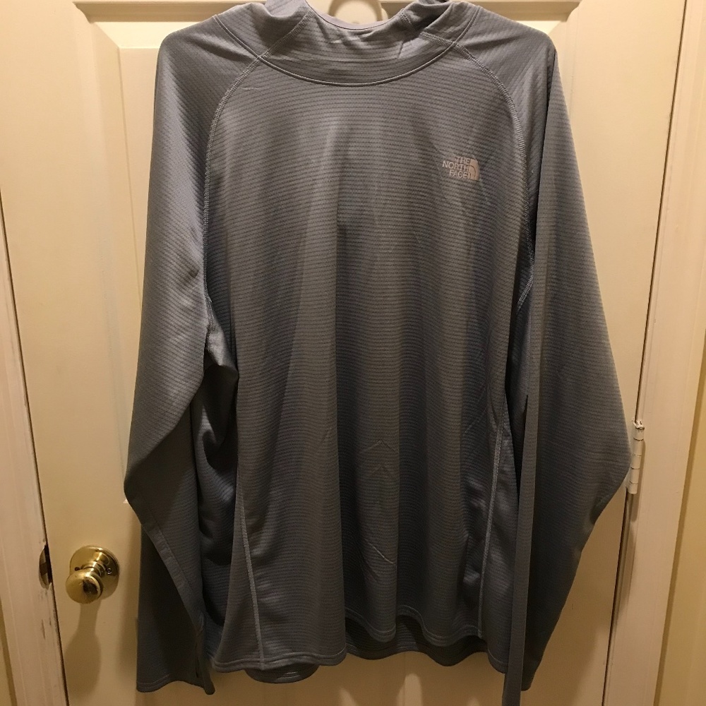 The North Face Men’s Gray Heather Hoodie